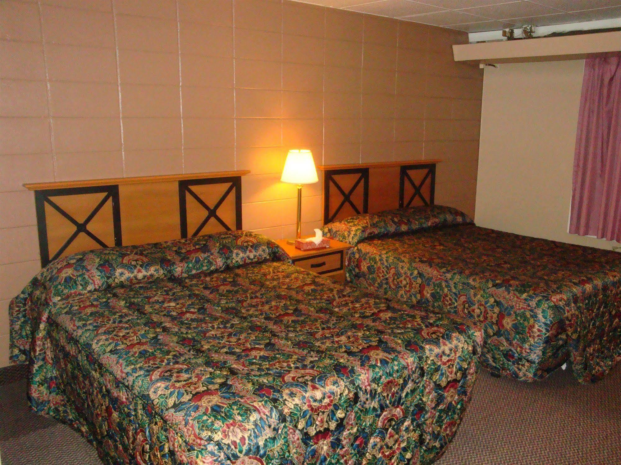 Economy Inn Грин Бэй Экстерьер фото